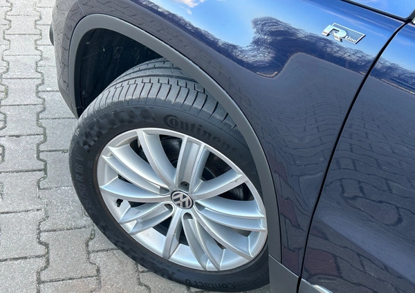 Volkswagen Tiguan cena 65800 przebieg: 82500, rok produkcji 2015 z Zwoleń małe 742